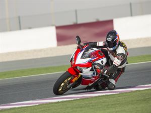 國外試乘-HONDA CBR1000RR FIREBLADE SP