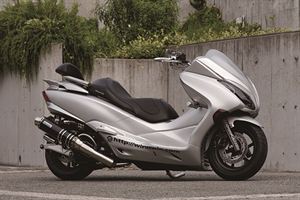 日本改裝　快意奔馳的白色巨星　HONDA FORZA