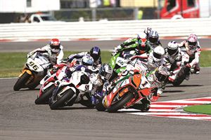2011 WSBK Round6 Misano Adriatico, San Marino　老將對決硬碰硬