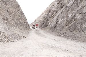 任賢齊的絲路冒險日記（五）　新疆消遙遊 Part2　史上唯一騎乘越野摩托車橫跨歷史絲綢之路全記錄