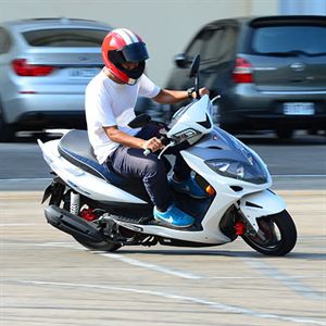  新車測試　KYMCO RACING 150