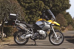 BMW R1200GS　飛躍林道的黃金獵鷹