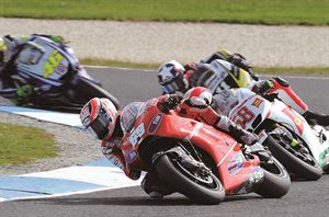 2010 MotoGP Round 16 in Phillip Island, Australia　精彩纏鬥演出 令人目不轉睛