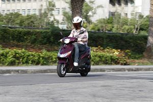 YAMAHA RAY 125新銳一刀流　質樸的敏銳輕跑