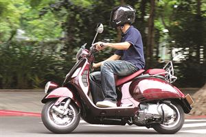 現代與古典的美麗交會　Vespa GTV 300