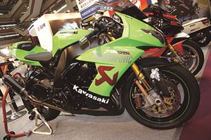 媲美FIM規範的懸吊制動表現    Kawasaki ZX-10R