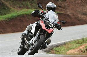 BMW R1200GS   更強！更穩！更好騎！