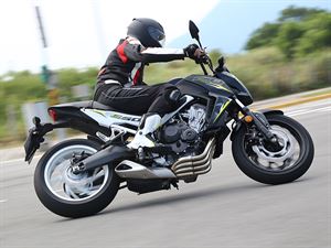 國內試乘HONDA CB650F