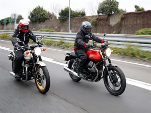 KAWASAKI W800 VS MOTO GUZZI V7Ⅱ STONE