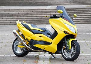 YAMAHA TMAX