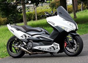 YAMAHA TMAX