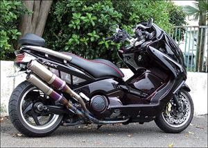 YAMAHA TMAX