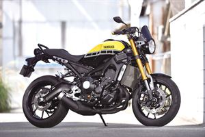 YAMAHA XSR900