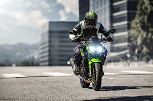 KAWASAKI Z400
