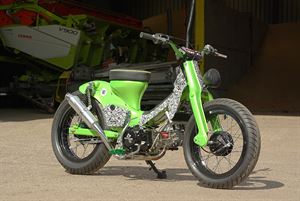 HONDA Super Cub