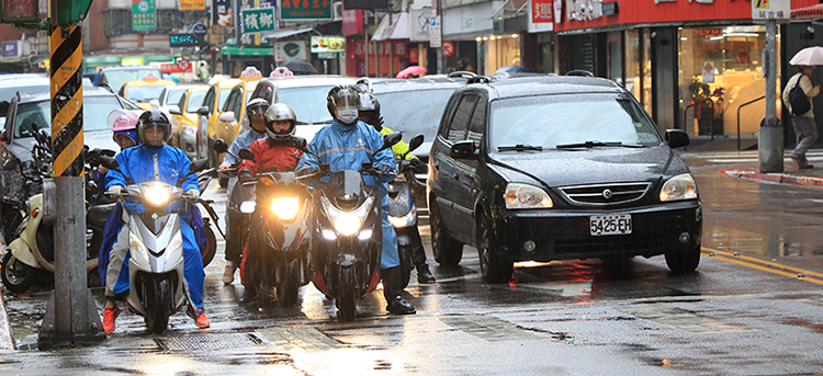 雨天騎乘 完全指南